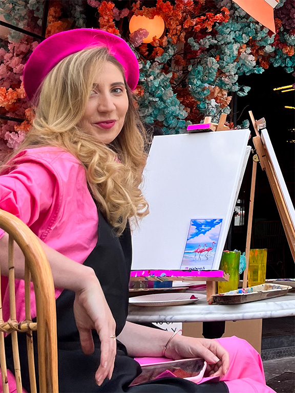 paint me up - atelier peinture paris - artiste qui peint pendant un atelier peinture